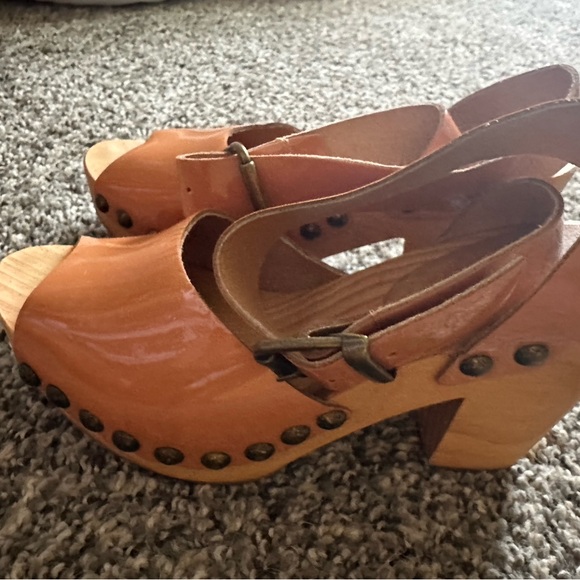 Free People Tan Platform Clogs with Studded Details - Picture 3 of 8